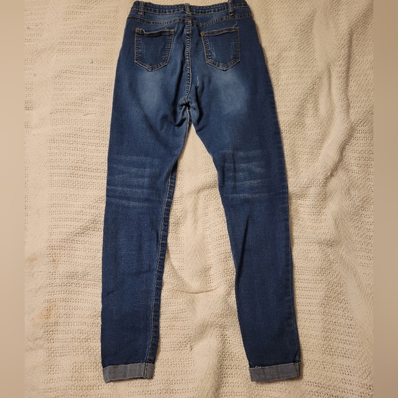 SHEIN DARK WASH SKINNY JEANS - Picture 4 of 5